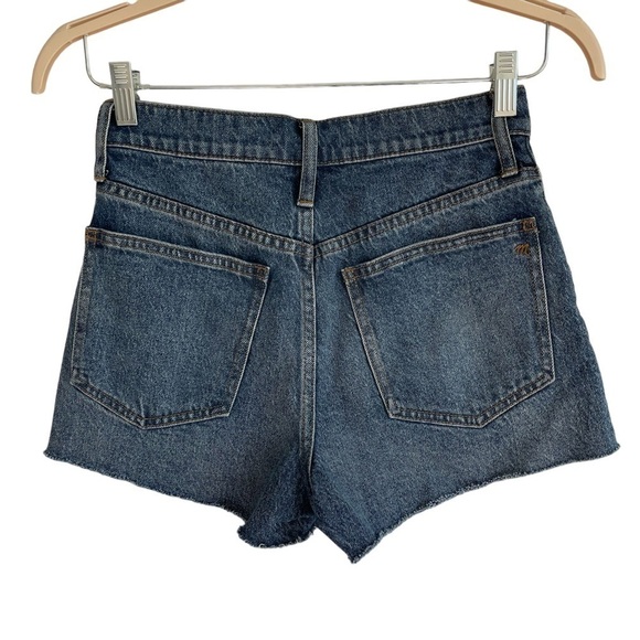 Madewell The Perfect Jean Short in Burnett Wash: TENCEL Lyocell Edition, Size 26 - Picture 6 of 8